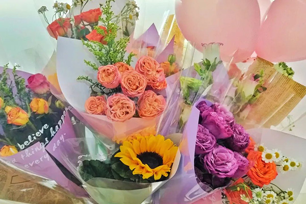 女神節丨祝你向陽而生，光芒萬丈！